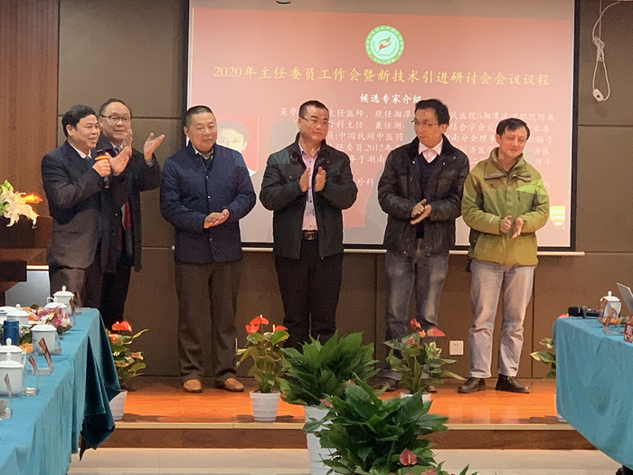 常务发员侯选专家.jpg